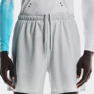 On Cloud Pace Mesh Shorts